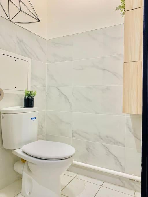 Appartement T2 Ideal Pour Familles Ou Sejour D Affaire Аржантей Екстер'єр фото